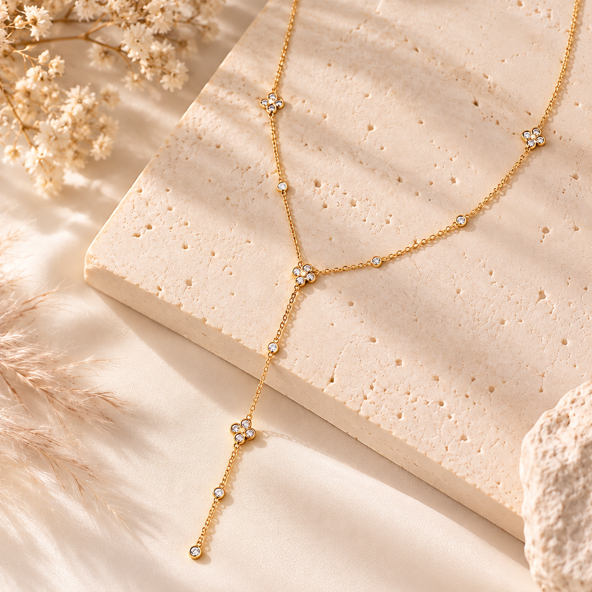 Collier Karen